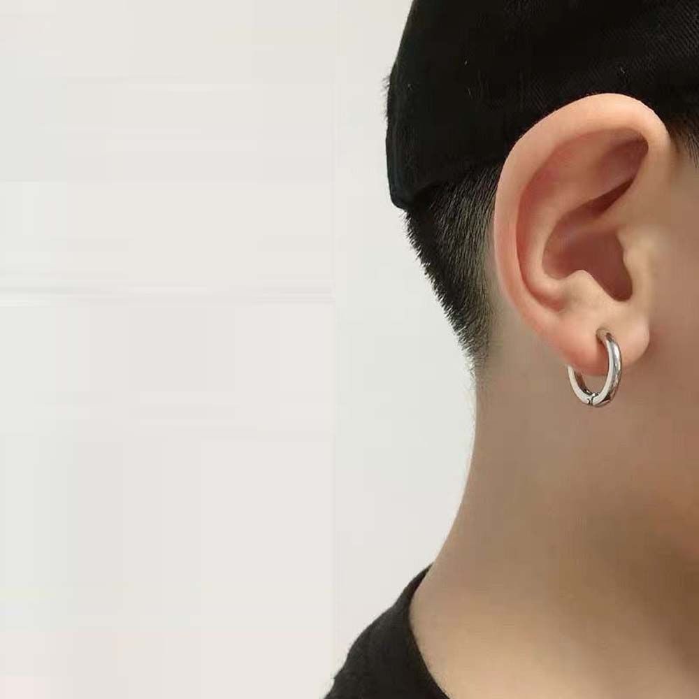 Anting Hoop Klip Palsu Bentuk Bulat Warna Hitam Untuk Pria Dan Wanita