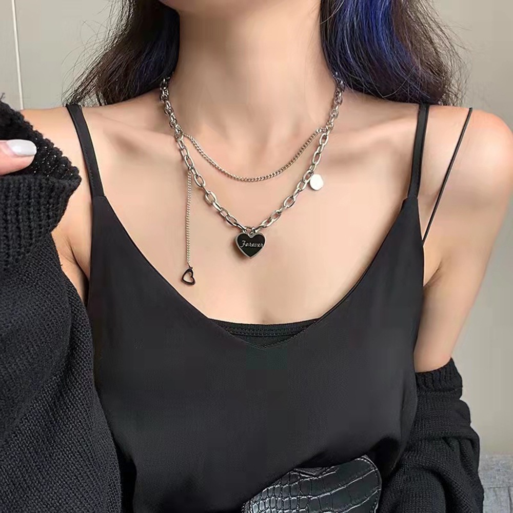Kalung Rantai Tulang Selangka Lapisan Ganda Bentuk Hati Warna Hitam Gaya hip-hop Untuk Wanita