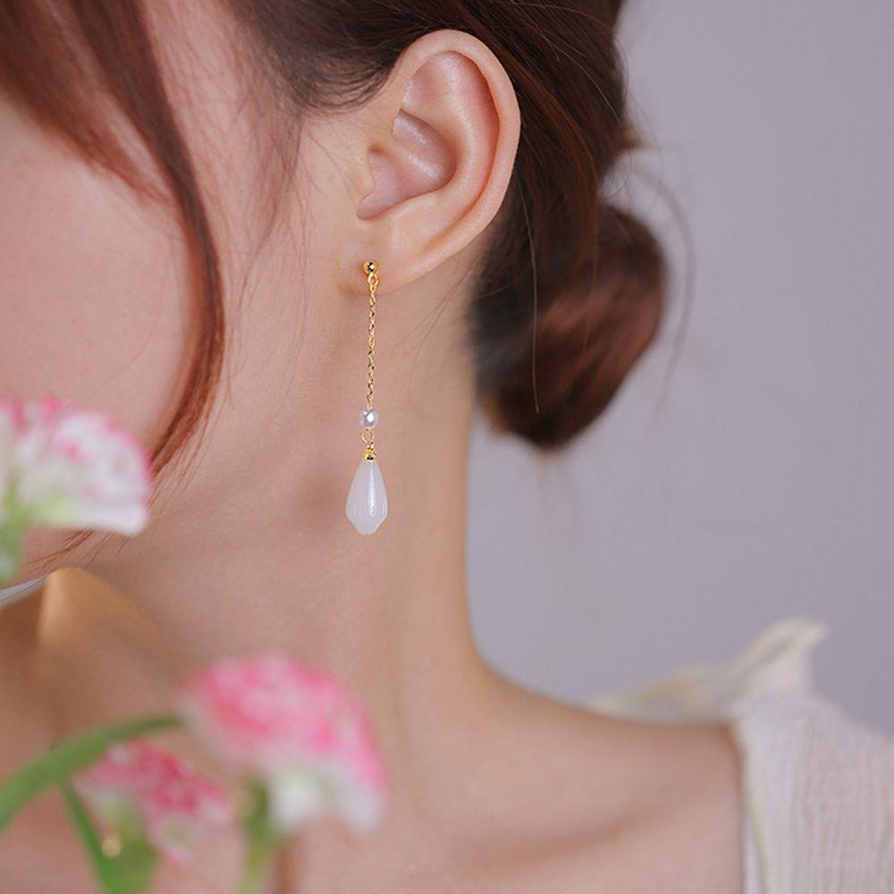 Mxbeauty Anting Perempuan Elegan Fashion Vintage Mutiara Geometri Kuno Bulat Panjang Menjuntai Anting Gaya Cina Ear Drop