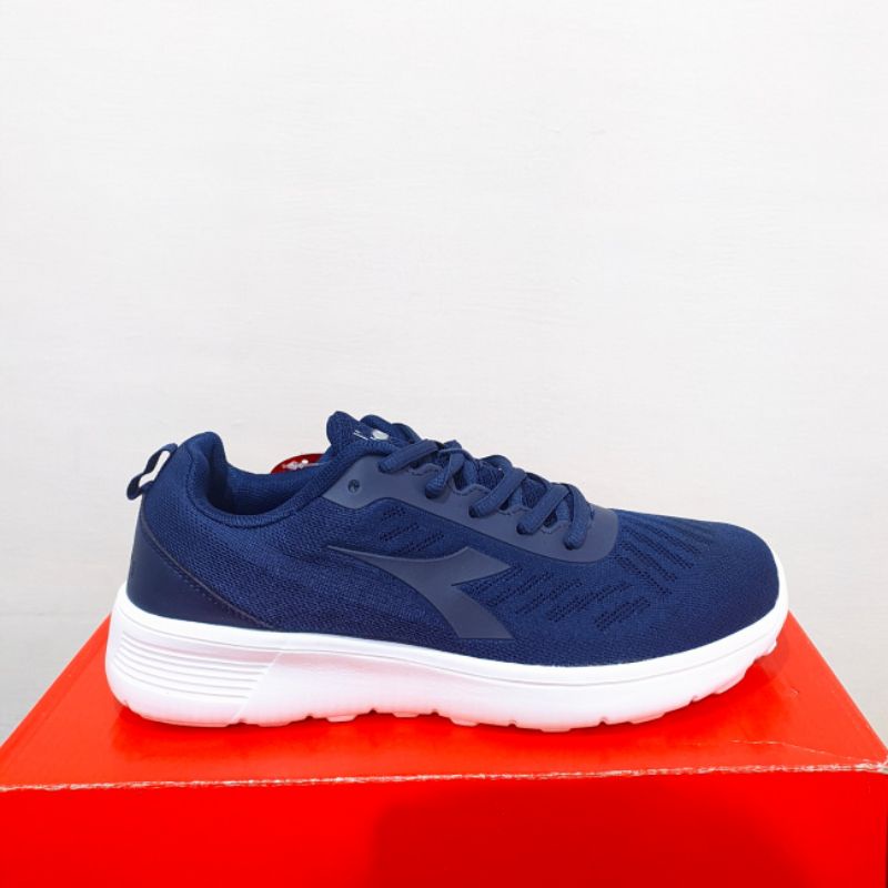 Diadora Argueno Navy Sepatu Pria Original