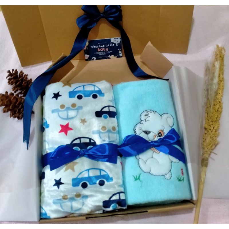PASTI TERMURAH!!! HAMPERS BAYI | KADO BAYI | KADO LAHIRAN|HADIAH KADO HANDUK BAYI DAN SELIMUT-Biru (car putih)