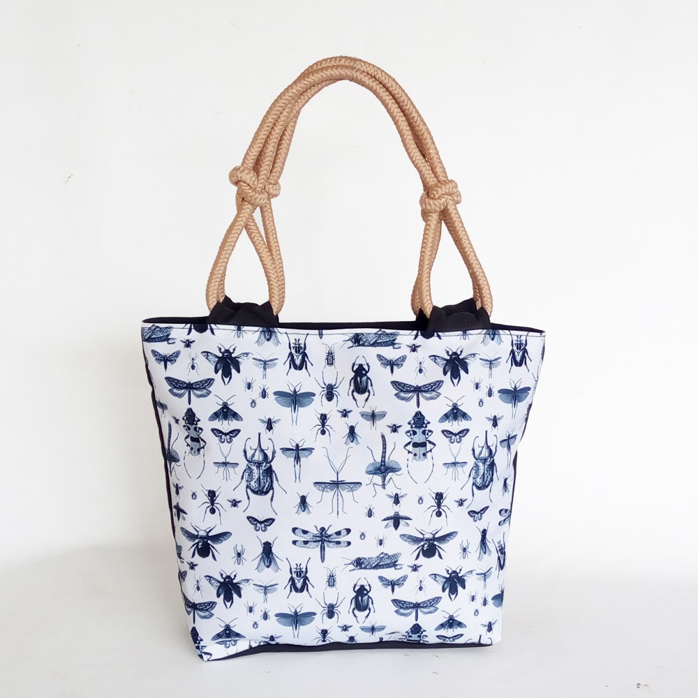 [ TERMURAH ] Tas Totebag Tali Sumbu Unik Gambar Motif Printing Kartun Muslimah Best Seller Part 1