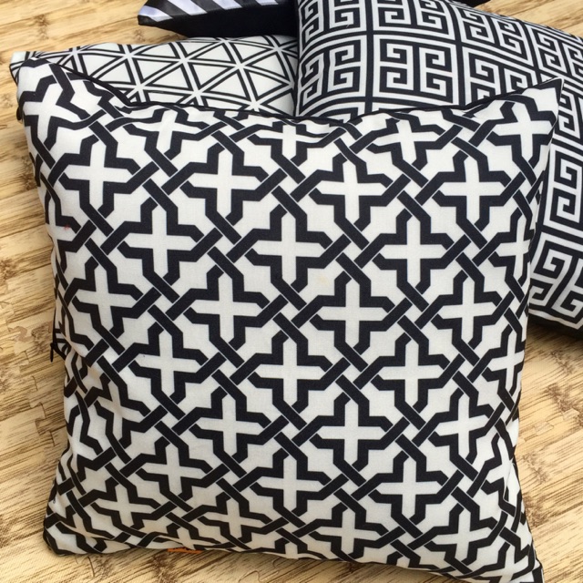 sarung bantal sofa - printing murah - arabic trellis