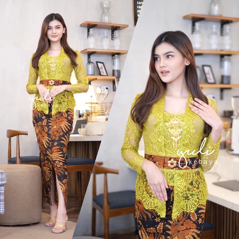 Set Kebaya Metalic (glossy) Semi Italy Kutubaru Lengan Puffy