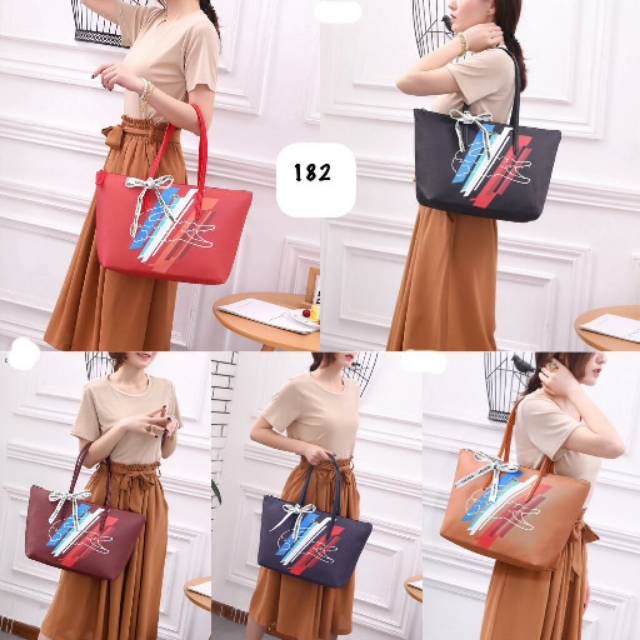 Tas wanita Lacoste Abstact Tote Bag #182/tote bag/top handle