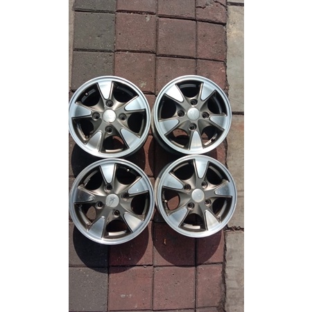 Velg OEM Daihatsu Xenia R13
