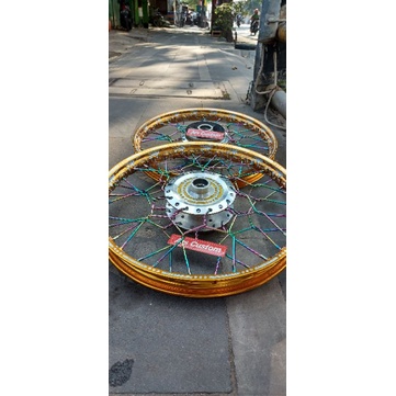 velg satu set VIXION NEW (depan belakan) + sama ban depan balakang