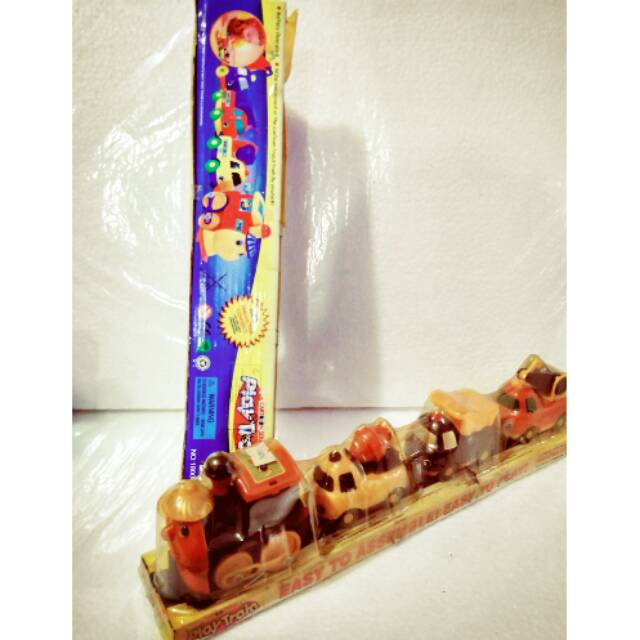 Mainan anak kereta-keretaan