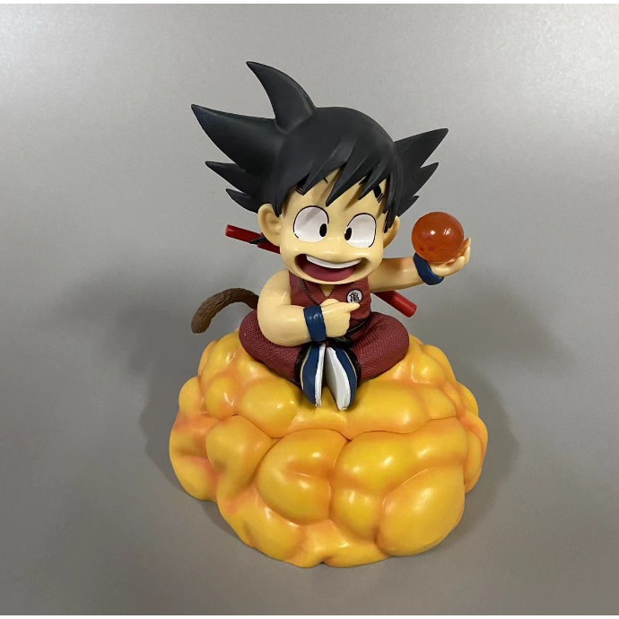 Figure Dragon Ball Z Son Goku dengan awan Kinton