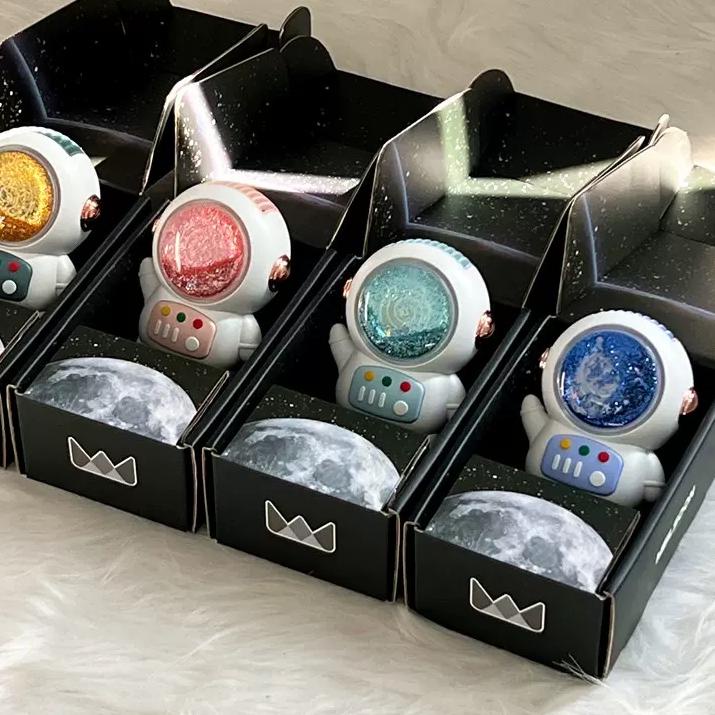 Big Sale Astronaut Cute Fan Kipas Angin Mini Portable Karakter Kipas Astronot Kapasitas Besar USB Ch