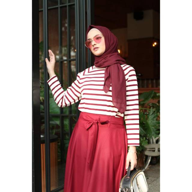 SHAKILA SET ORi BY FM