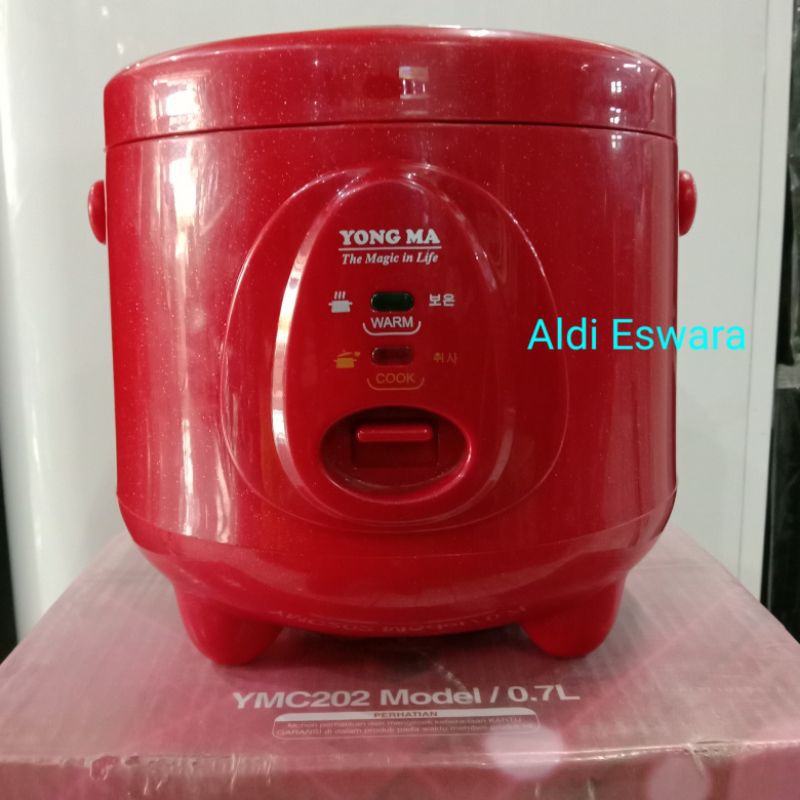 Magic Com Yong Ma 0,7Liter YMC202 SMSC2021 Merah yongma
