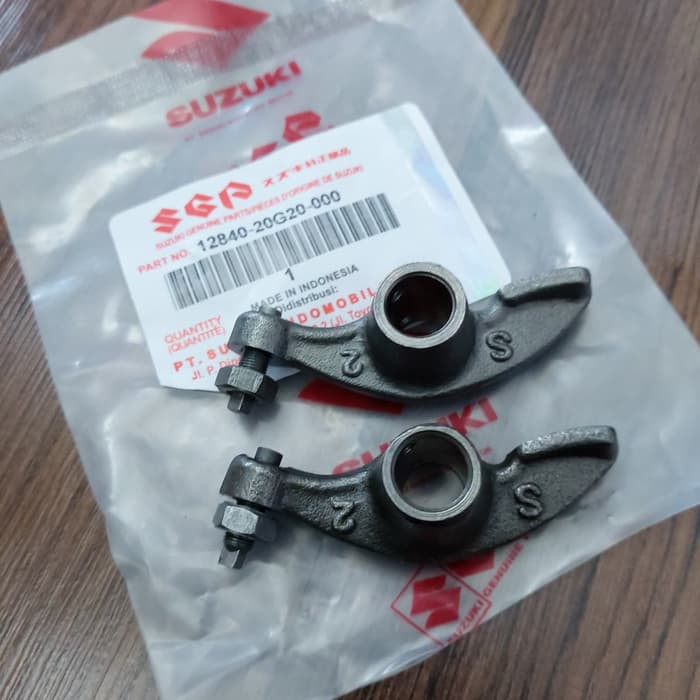 ORI : Pelatuk Platuk Klep Sepatu Rocker Arm Suzuki Smash Shogun 125 SP Lama (Aneka-1381)