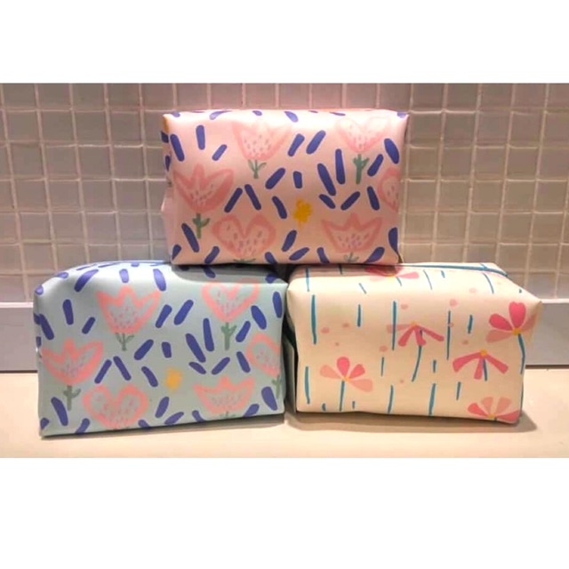 POUCH MINISO COSMETIC BAG CUTE TEMPAT MAKE UP KOTAK 