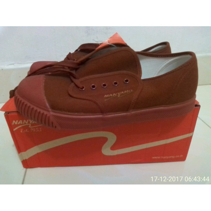 PROMO SEPATU TAKRAW NANYANG