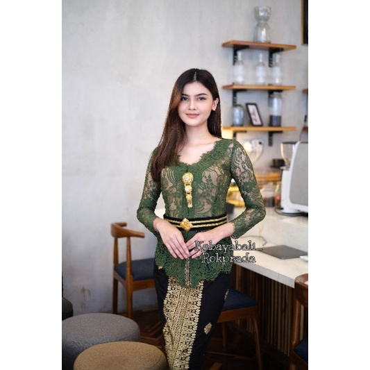 KEBAYA LEHER V KEBAYA BALI KEBAYA SEMI ITALY PREMIUM KEBAYA WISUDA / KONDANGAN