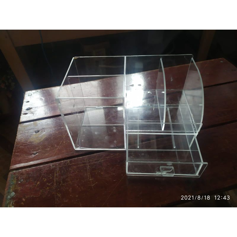 

tempat pulpen dan pensil