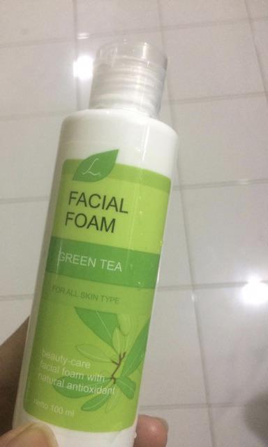 Facial Foam Green Tea Larissa Basic [ 100 Ml ]