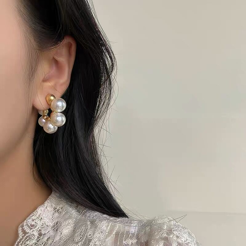 [Korean Elegant Temperament Metal Inlaid Pearl Earrings For Women ] [Girls French Trendy All-Match Alloy Luxury Wedding Party Earring]  [Fashio Earrring Gifts  Jewelry Accessories]