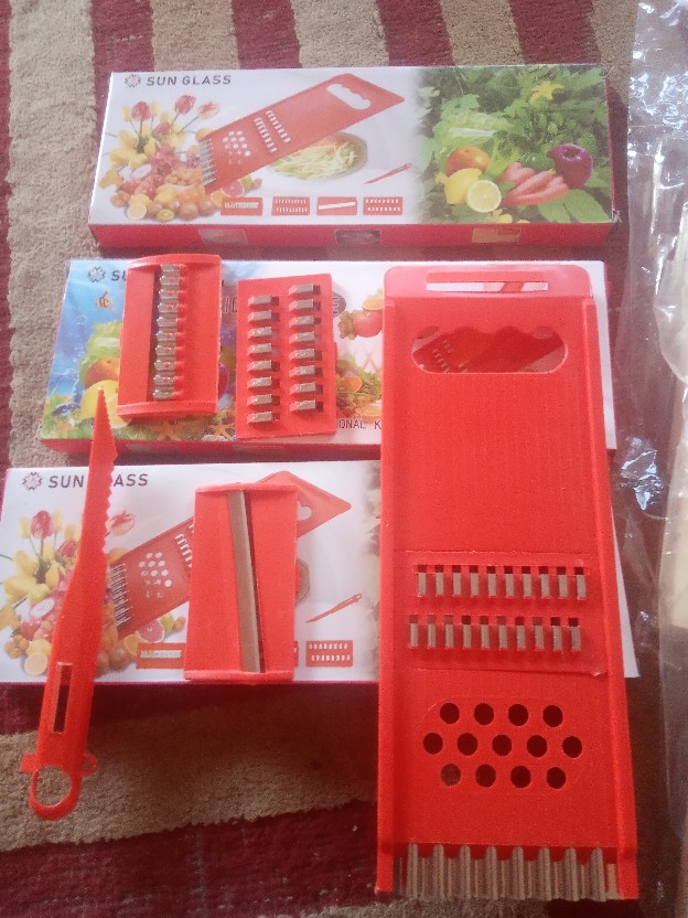 Parutan Multifungsi Serbaguna