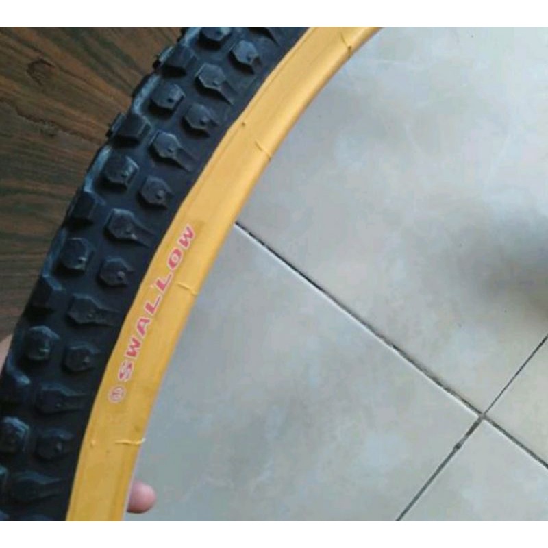 ban luar sepeda 26x175 swallow hitam kuning untuk mtb, mini