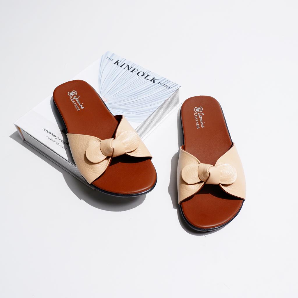 SANDAL KULIT WANITA / SANDAL SLOP / SANDAL TEPLEK WANITA / SANDAL PAPIRUT / SANDAL FLAT PITA-KOPI SUSU