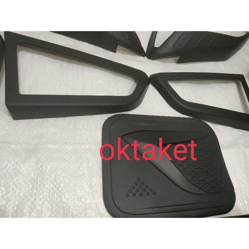 paket lengkap garnish depan belakang outer handle tank cover Ayla 2017 tipe X &amp; M exclusive trd sportivo hitam chrome