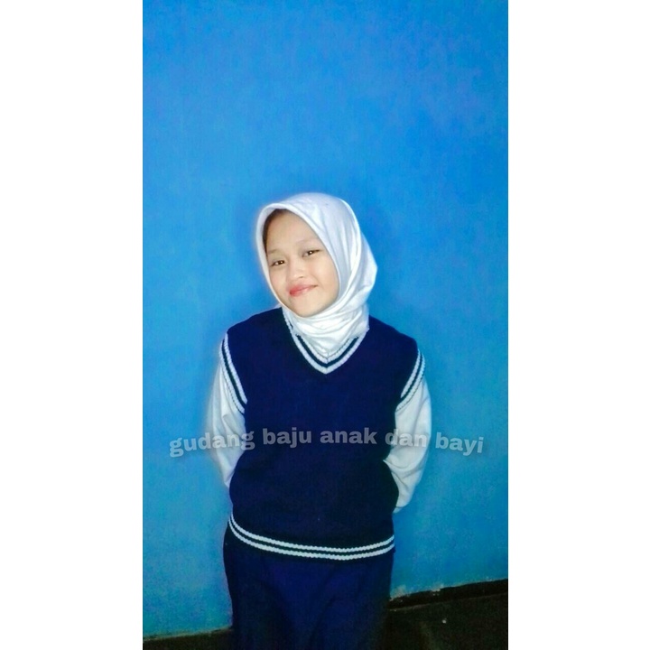 Rompi Rajut Dewasa / Rompi Anak SMA / Rompi Rajut Anak SMP / Rompi Anak SD / Rompi TK / Rompi Sekolah  / Seragam Sekolah SMP / Rompi Seragam Sekolah / Seragam natal / Rompi natal / Baju Sekolah / Pakaian Sekolah / Fashion Sekolah / Fashion Natal