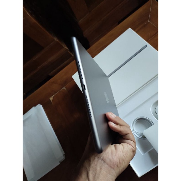 ipad 9 64gb Wi-Fi only fullset mulus