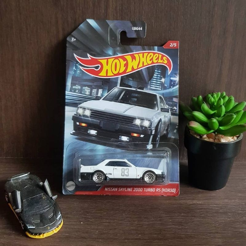 Hot Wheels Nightburnerz Nissan Skyline 2000 Turbo RS