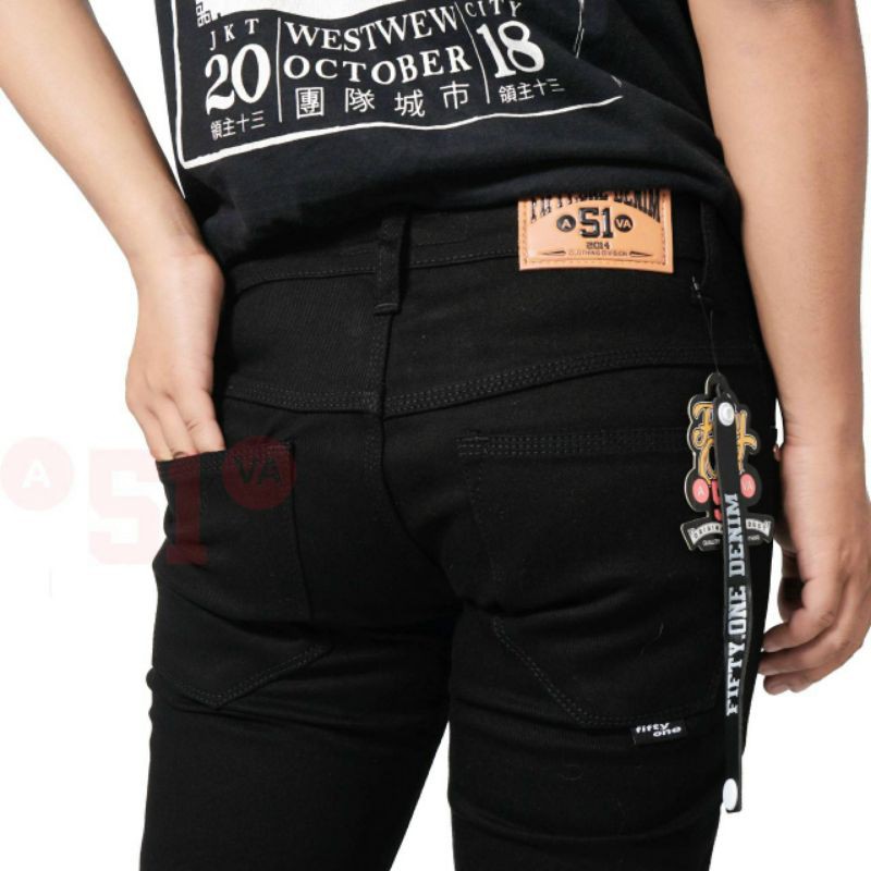 Celana Panjang Jeans Pria Slim Fit Terbaru Premium (Hitam)