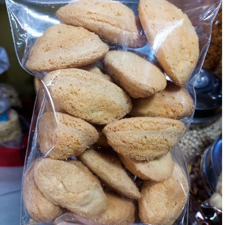 

Bolu Kijing 250 gr Kue Kering