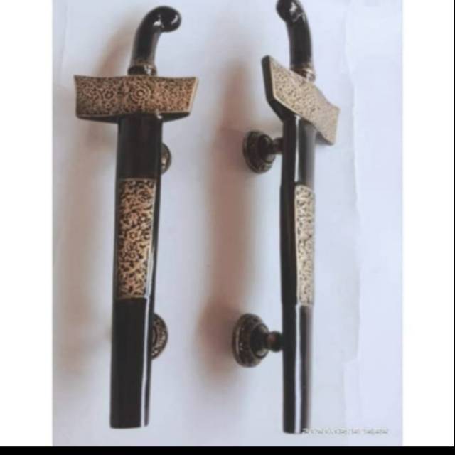 Handle Tarikan Pintu Rumah Model Keris Kuningan Antik / Pegangan Pintu Rumah