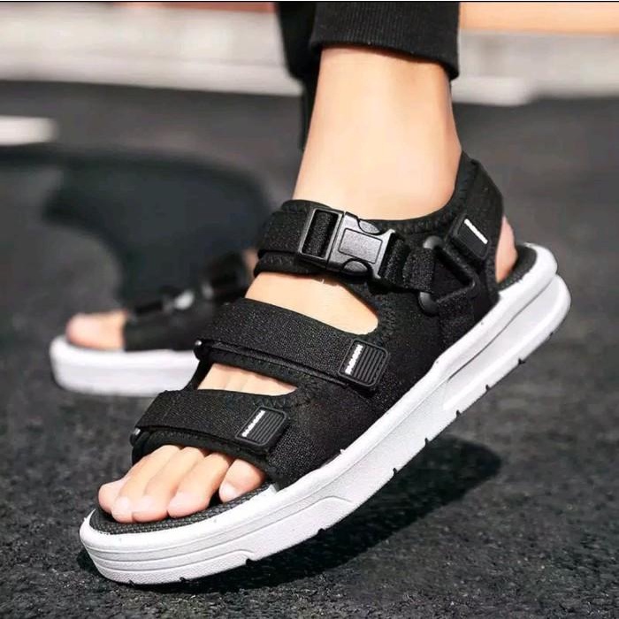 Sendal Gunung Korea Casual Style Sandal Hiking Outdoor Pria Wanita