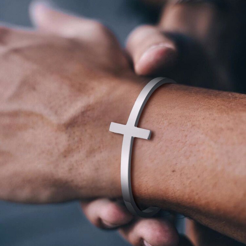 Korean version of simple cross men's and women's stainless steel open bracelet hip hop punk jewelry