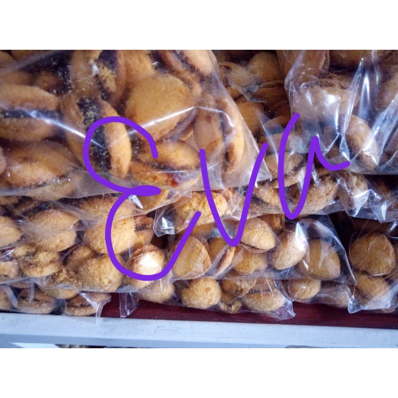 

Kue Nastar nanas love 1 kg