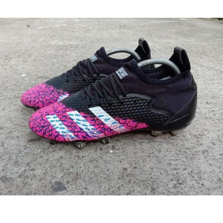 Special Price.. PROMO SEPATU SEPAKBOLA SEMI BOOT ADIDAS PREDATOR GRADE ORI TERBARU MURAH BERKUALITAS