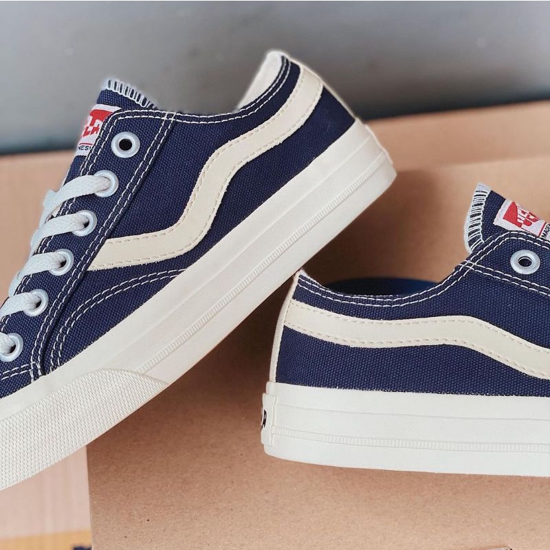 Ventela Public Low Navy