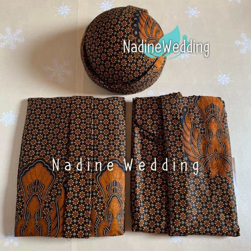 Sepasang Jarik Instan + Blangkon Solo, [Motif Truntum Garuda]