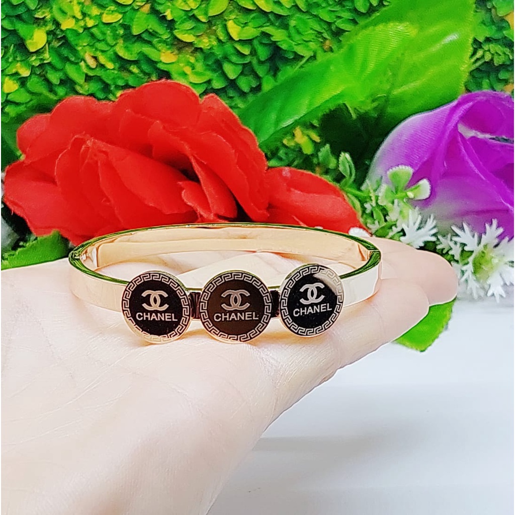 Gelang titanium perhiasan wanita jewelry CC