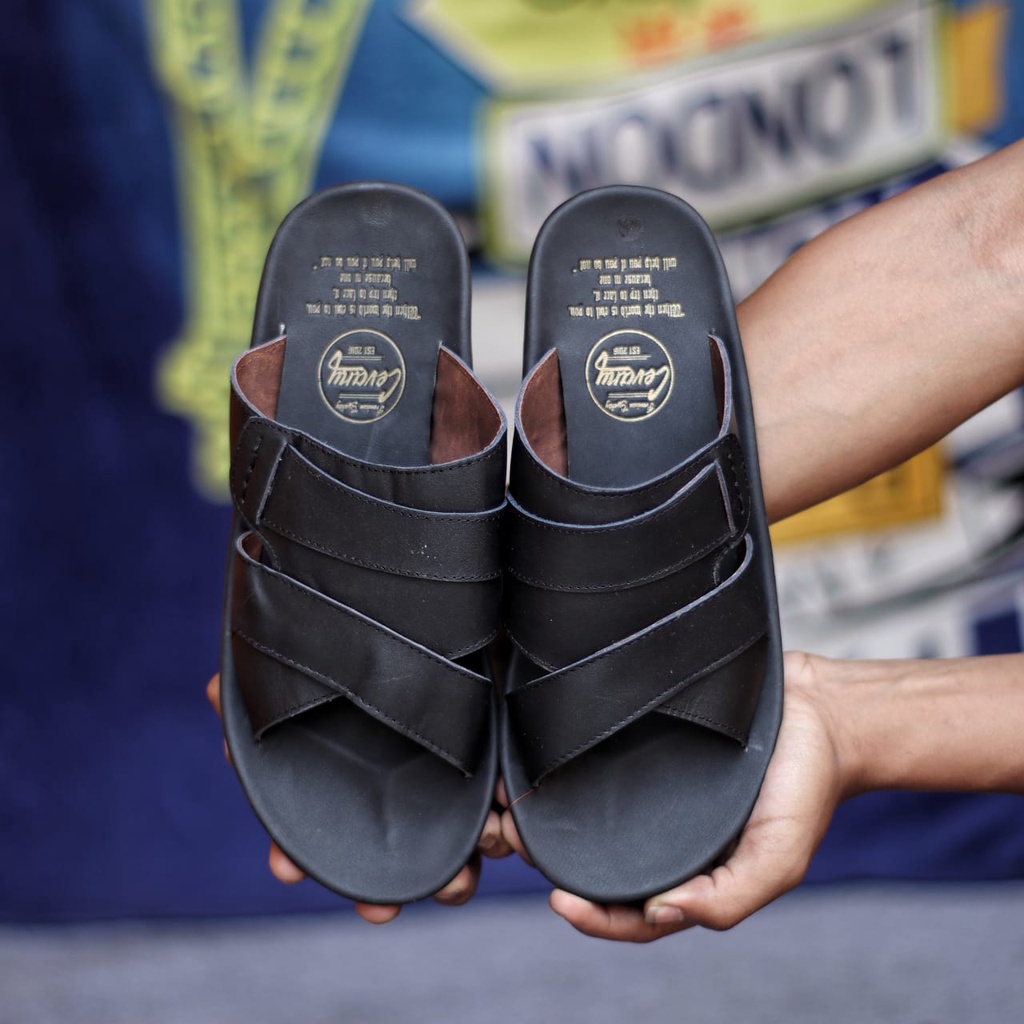 MOLK|Sandal Slop Pria Kulit Asli Original Traveling Cowok Hitam Murah