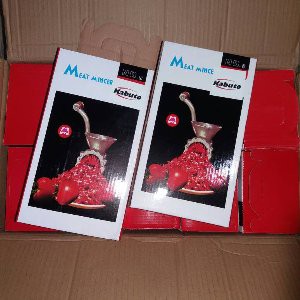 

MEAT MINCER GRINDER NO 8 MANUAL GILINGAN DAGING MIE GETUK BUMBU PECEL KACANG dll