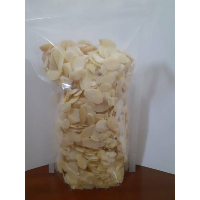 

almond slice 200 gram. blue diamond best seller
