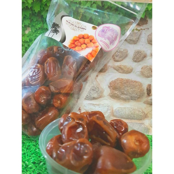 

Kurma Sukari 500 gram/ Kurma Basah Enak / Oleh Oleh Haji dan Umroh