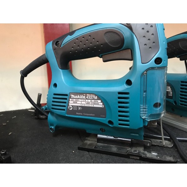 MESIN JIGSAW GERGAJI KAYU MAKITA 4327 M