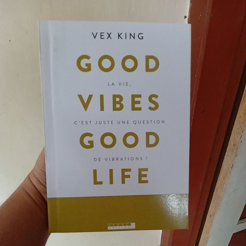 GOOD VIBES GOOD LIFE