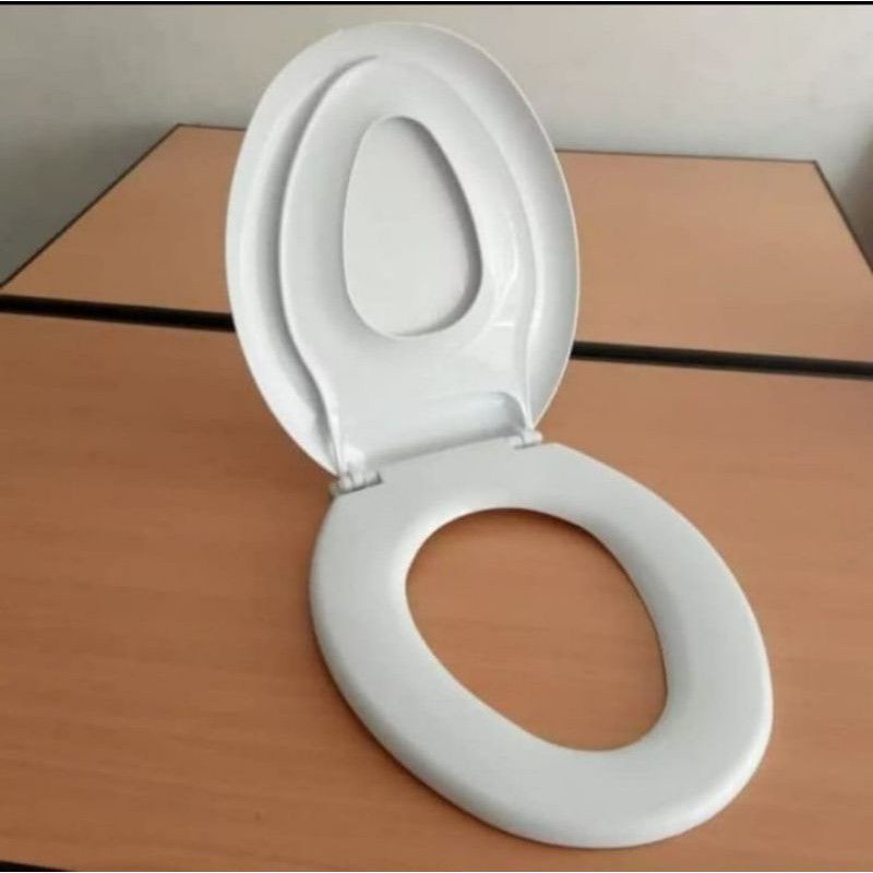 Tutup kloset duduk Toto / penutup kloset duduk