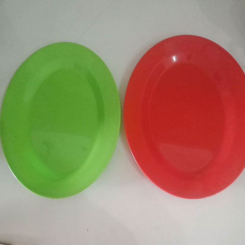 piring plastik oval