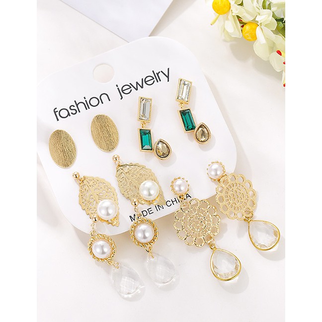 LRC Anting Tusuk Fashion Yellow Pearl Leaf Cutout Emerald Stud Earrings Set D73681