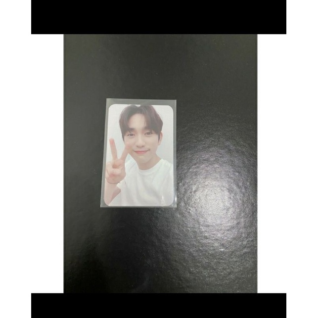 PC JINYOUNG GOT7 DYE YZY